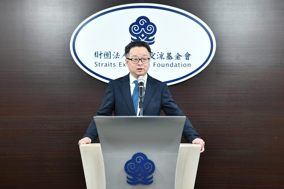 ▲海基會秘書長羅文嘉今（26）日就兩岸關係與人民交流安全提出說明。（圖／海基會提供）