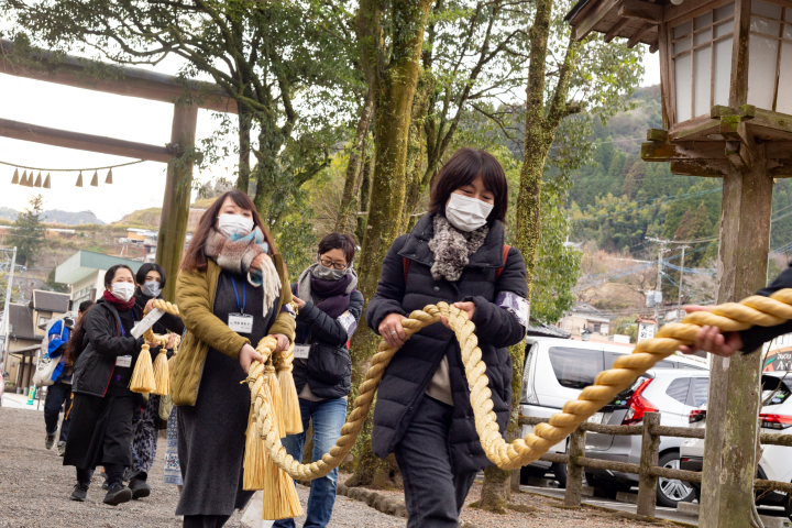 走進日本神話舞台！高千穗兩天一夜深度之旅 體驗神樂與注連繩製作