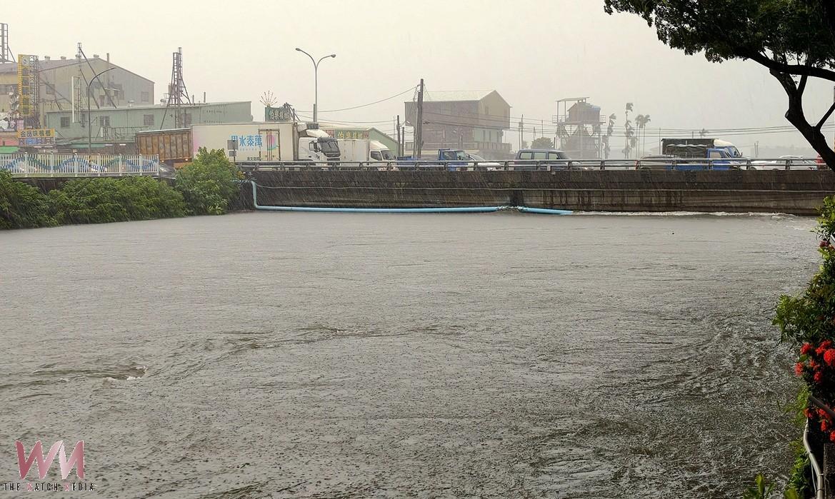 豪雨狂炸屏東停班停課　淹水受災戶救助從簡從速辦理 - https://www.watchmedia01.com