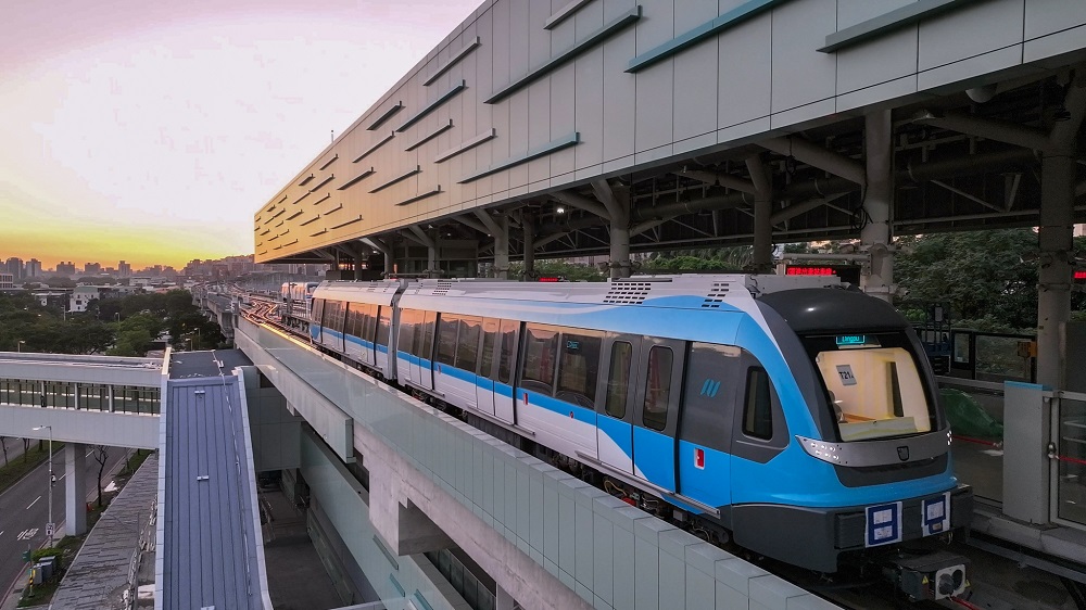 捷運三鶯線6月30日正式通車　免費試營運2個月 - https://www.watchmedia01.com