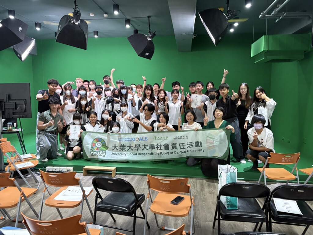 ▲大葉大學英語系USR計畫到員林高中辦英語營。（圖／記者林明佑翻攝）