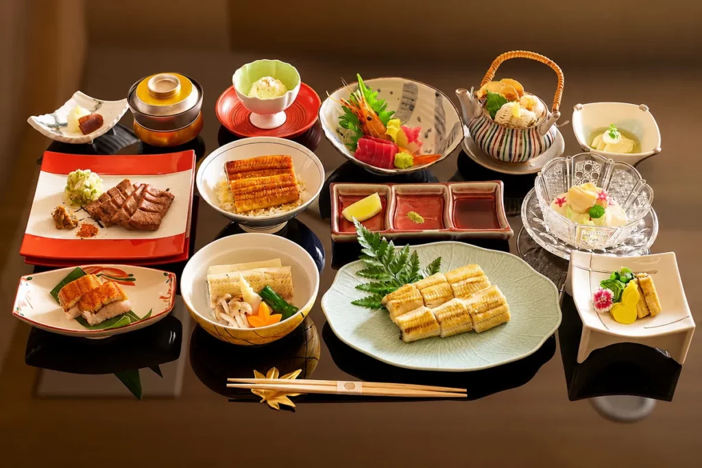 HAYASE日本料理推出夏季限定「鰻魚盡享會席」,日籍料理長郡司行雄打造11道精緻會席料理,每套售價3,800元+10%。(圖/ JR東日本大飯店台北)