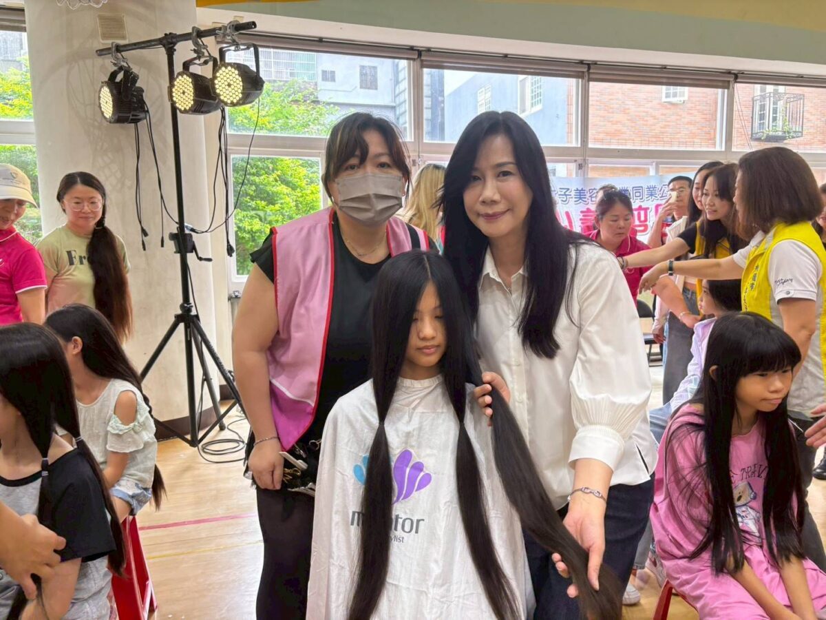 萬美玲、桃園兒少保護協會號召捐髮助癌友 4百人齊聚響應傳遞溫暖 48127