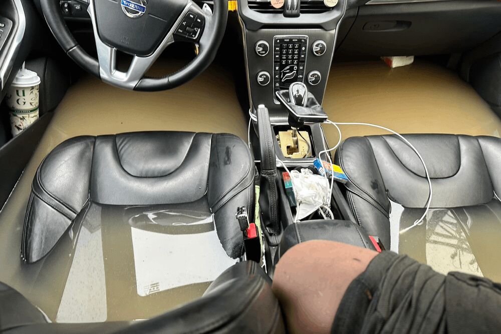 竹北豪雨吳旭智為災民請命 喊話將泡水車納入災害救助 225 照片來源:吳旭智提供