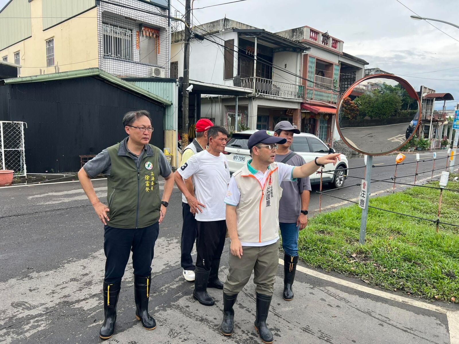 豪雨重創屏東救災優先 徐富癸批:蘇清泉片面資訊誤導民眾 206 豪雨重創屏東救災優先 徐富癸批:蘇清泉片面資訊誤導民眾 205