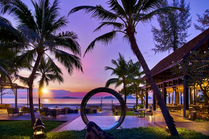 ONYX 酒店集團(ONYX Hospitality Group)積極拓展台灣市場,四大主軸品牌登場。(圖為 Amari Vogue Krabi)。 圖:ONYX 酒店集團/提供