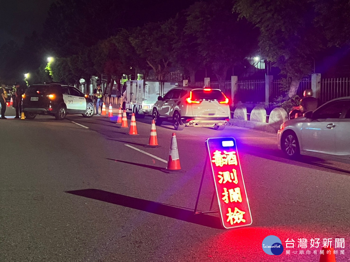 動員愈百警力雷霆除暴，中壢警強勢掃蕩毒、酒駕，單月查獲百件。