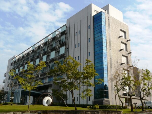 「智慧機器人創新與應用研發中心」工研院六甲院區,負責「技術驗證與場景落地」的核心。