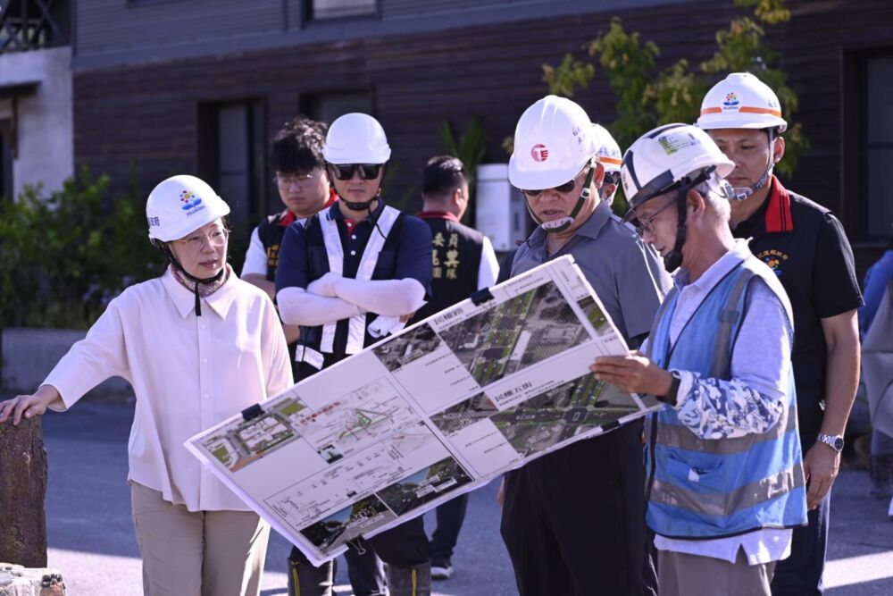 徐榛蔚落實花蓮防災韌性 大禹排水護岸改善工程拚8月完工 234 徐榛蔚落實花蓮防災韌性 大禹排水護岸改善工程拚8月完工 233
