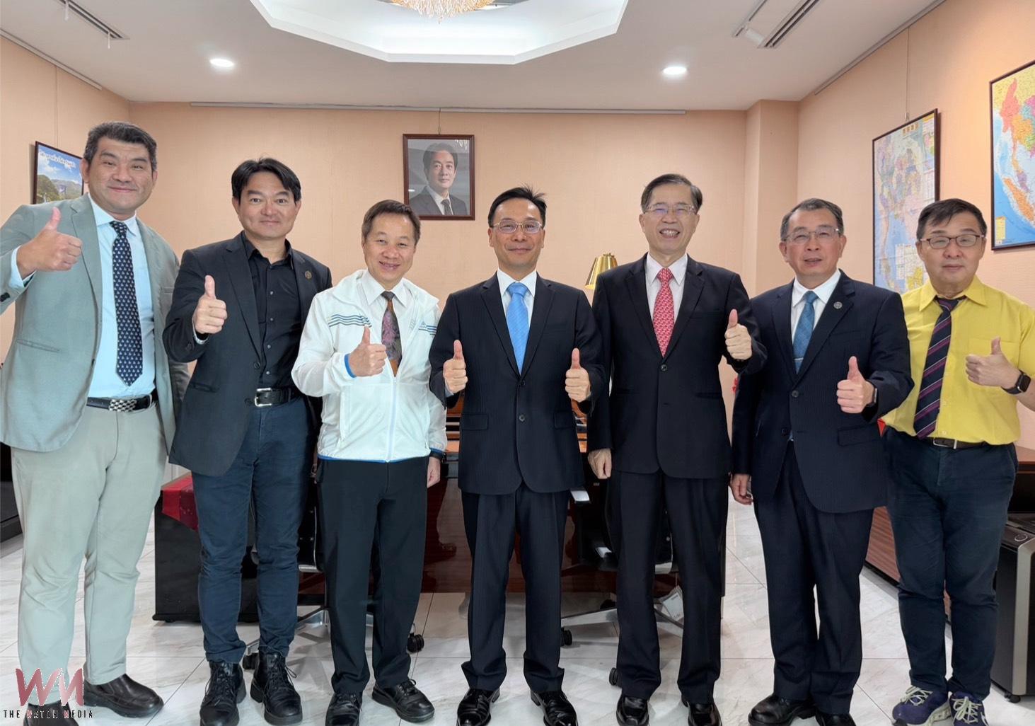 AI原生代大學成趨勢 東海張國恩攜手許勝雄、宋曜廷曼谷共探教育新典範 - https://www.watchmedia01.com