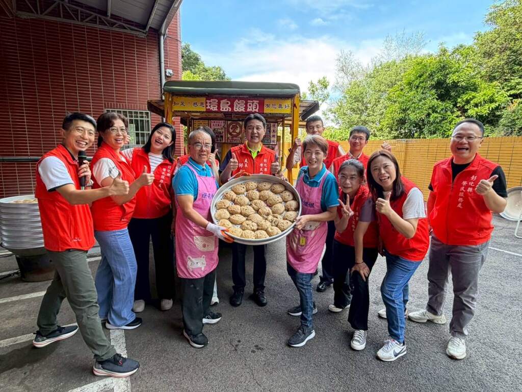 ▲愛心饅頭再度飄香彰化,榮欣志工攜手送暖榮民眷。(圖/彰化縣榮民服務處提供)