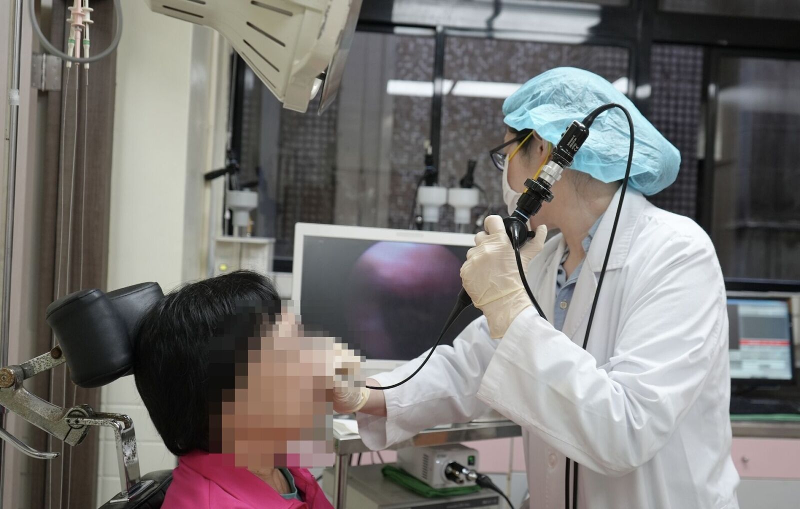 一起床狂打噴嚏、流鼻水 換季小感冒?醫揭背後真正大魔王 238 一起床狂打噴嚏、流鼻水 換季小感冒?醫揭背後真正大魔王 237