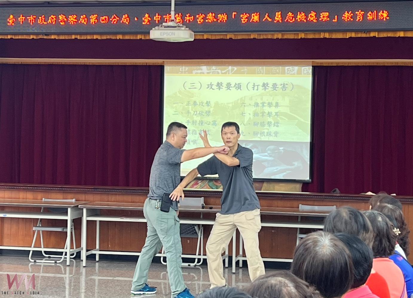 提升志工自保能力 中市警走進萬和宮傳授防身術 守護信眾安全 - https://www.watchmedia01.com
