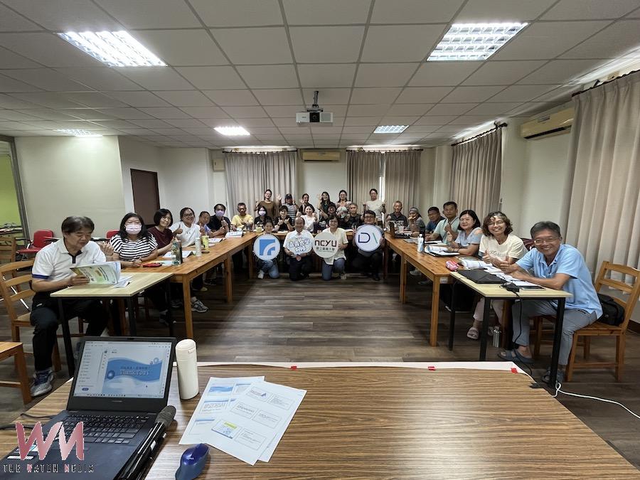 嘉義大學攜手工業技術研究院前往山區部落，協助山區民眾提升職場就業能力與多元應用實力。（圖/嘉義大學提供）
