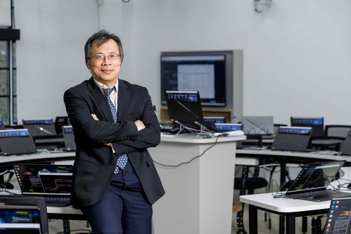 東海大學資訊工程學系楊朝棟終身特聘教授寫下連續六年獲得該計畫核定的紀錄，成為東海卓越教學的指標。（圖／東海大學）