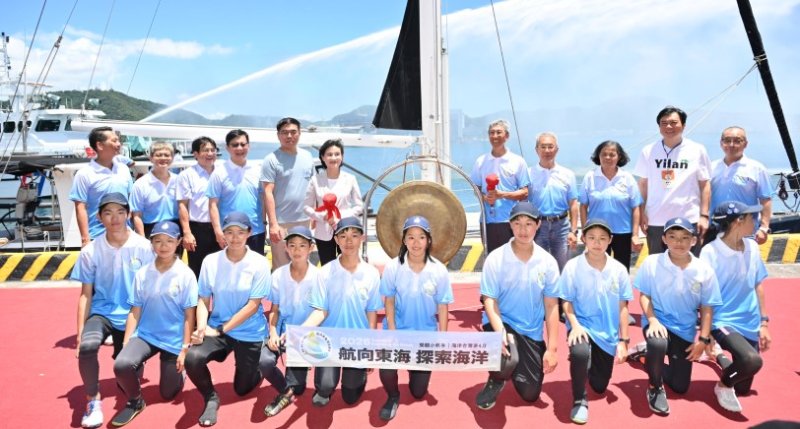 「光腳號」揚帆航向沖繩！岳明國中小學小帆手展開跨海接力挑戰  海委會鼓勵小帆手面向海洋接軌世界