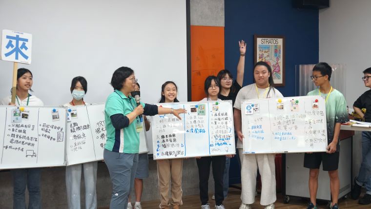 國中生化身「大力水守」 新北學子實地探索水環境培養永續力 45 《圖說》參訪樹林垃圾焚化廠,透過淨零綠生活的相關課程,了解如何在食、衣、住、行、育樂中落實環保。〈環保局提供〉