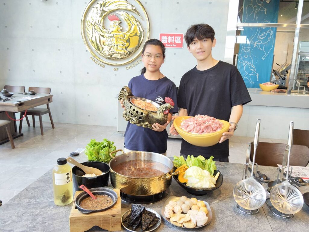 避暑旅遊首選 溪頭鹿谷「鹿芝谷萌寵生態+雞王冷藏肉火鍋」雙享攻略 53 261398