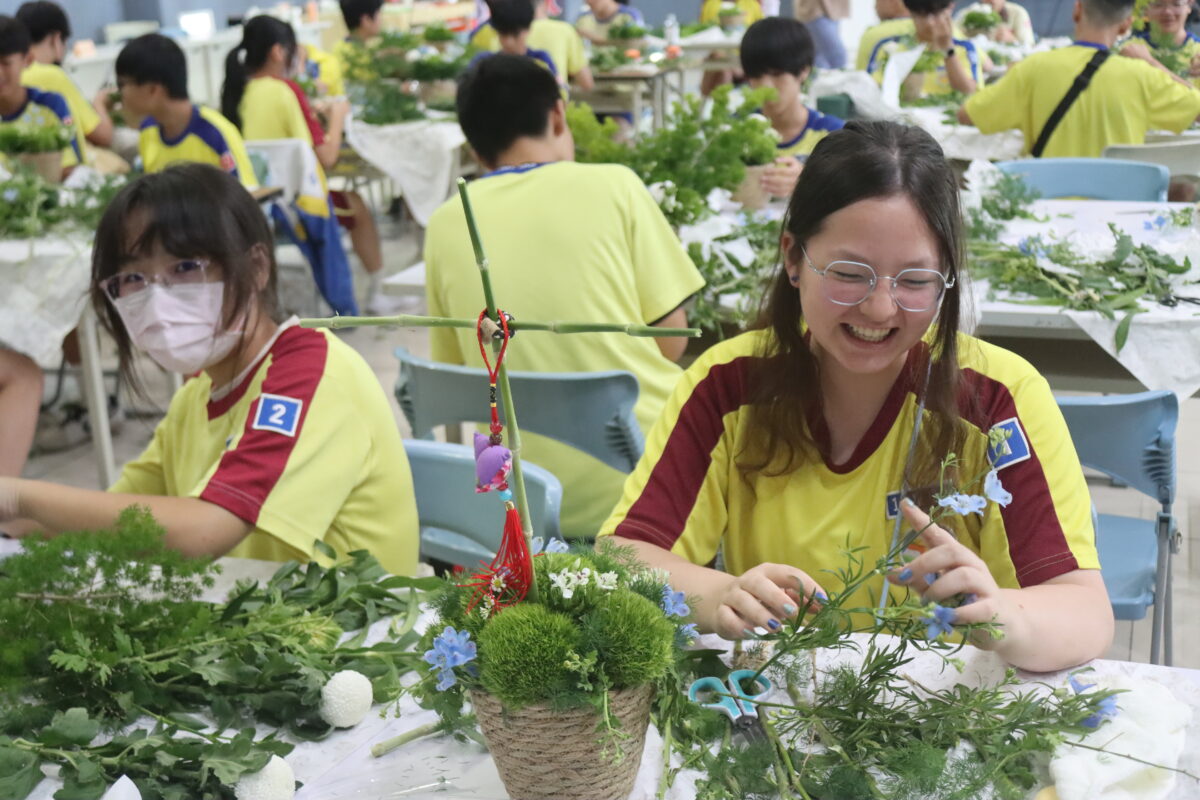 德國認證花藝師女警跨界授課!桃警局創新宣導守護青少年暑假 S 106799135 0