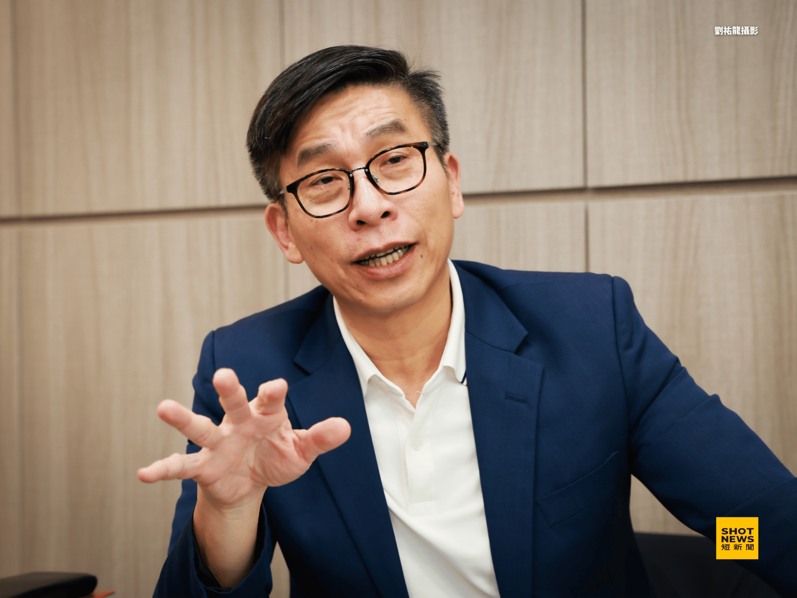 鍾佳濱說,無人機業者遇到最大的困難,初期最大的痛點是「管理」。