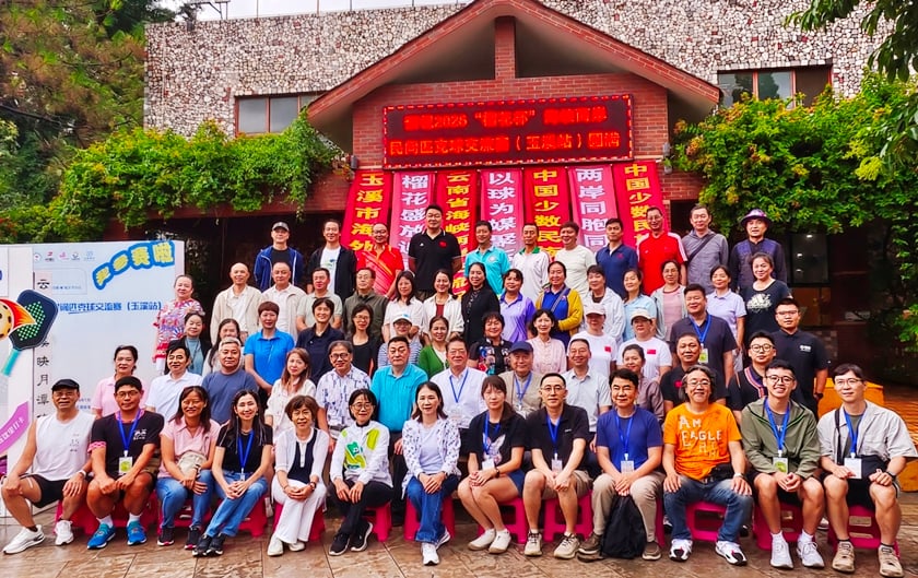 ▲兩岸民間匹克球運動員在雲南玉溪舉行,選手在比賽中交流球技與情誼。