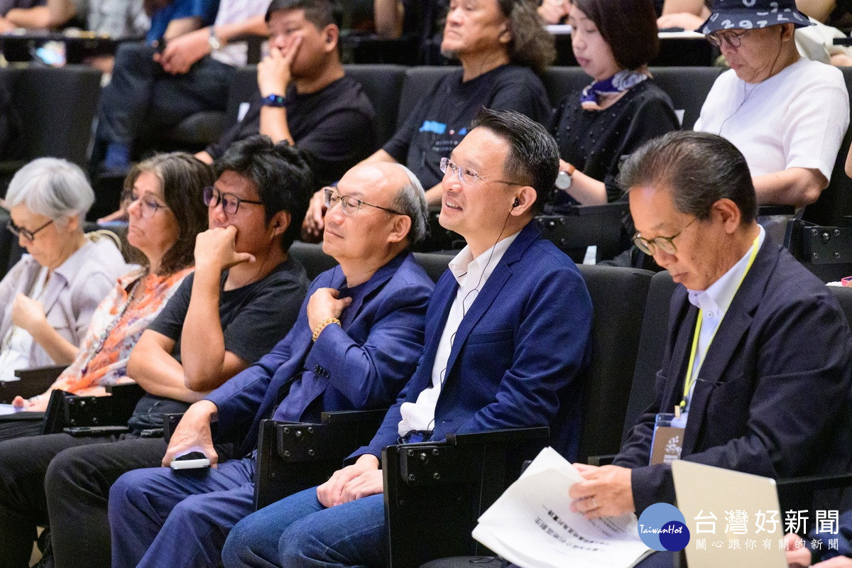 桃園市副市長蘇俊賓出席「2026桃園地景藝術節-國際論壇」。