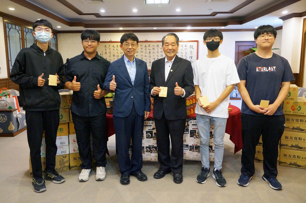 攜手助學.讓愛永續 大葉校友企業率先響應捐贈物資公益義賣
