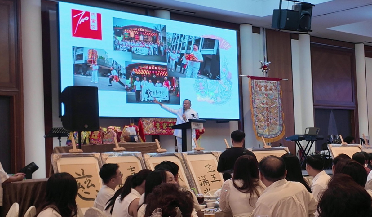 書法化身國民外交  吳威儀以藝術搭起臺灣新加坡友誼橋梁
