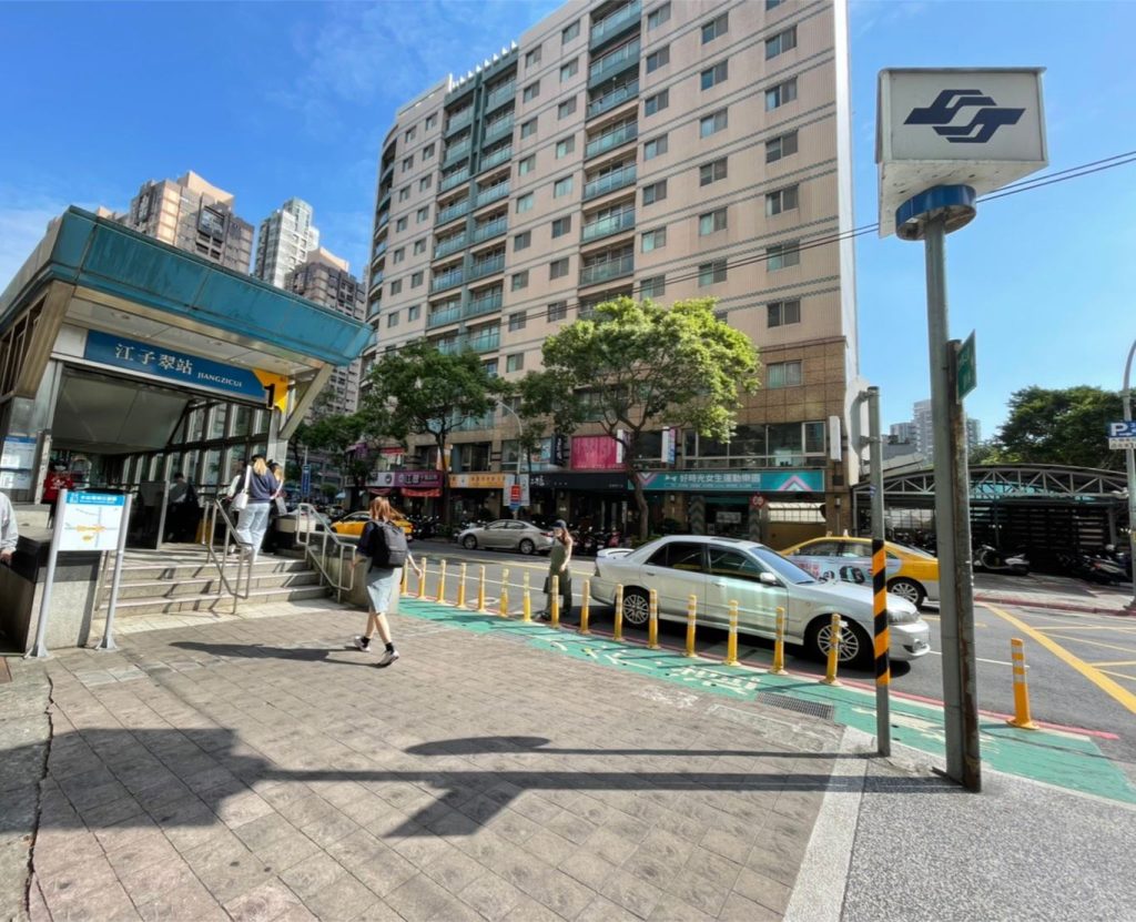 在台北車站10分鐘通勤時間內的捷運站點中,江子翠捷運站住宅交易量高達470件,位居第一。
