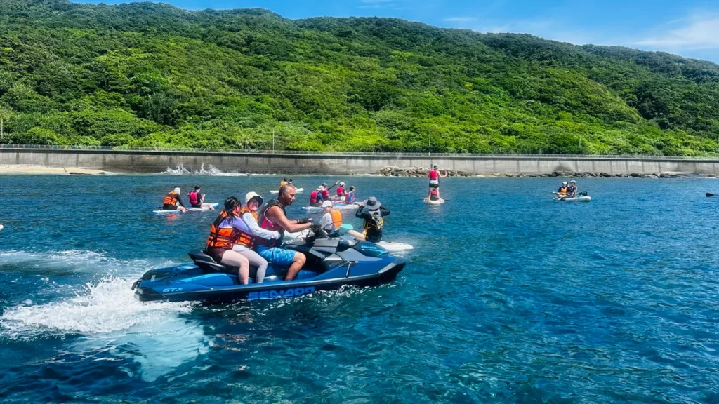 結合海景住宿、水上活動、親子戲沙與休閒娛樂的豐富夏日假期。