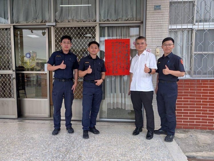 ▲陽光外型、細心守護!斗南「天菜暖警」胡凱翔,獲頒警政署全國尋人高手。(記者劉峻文攝)