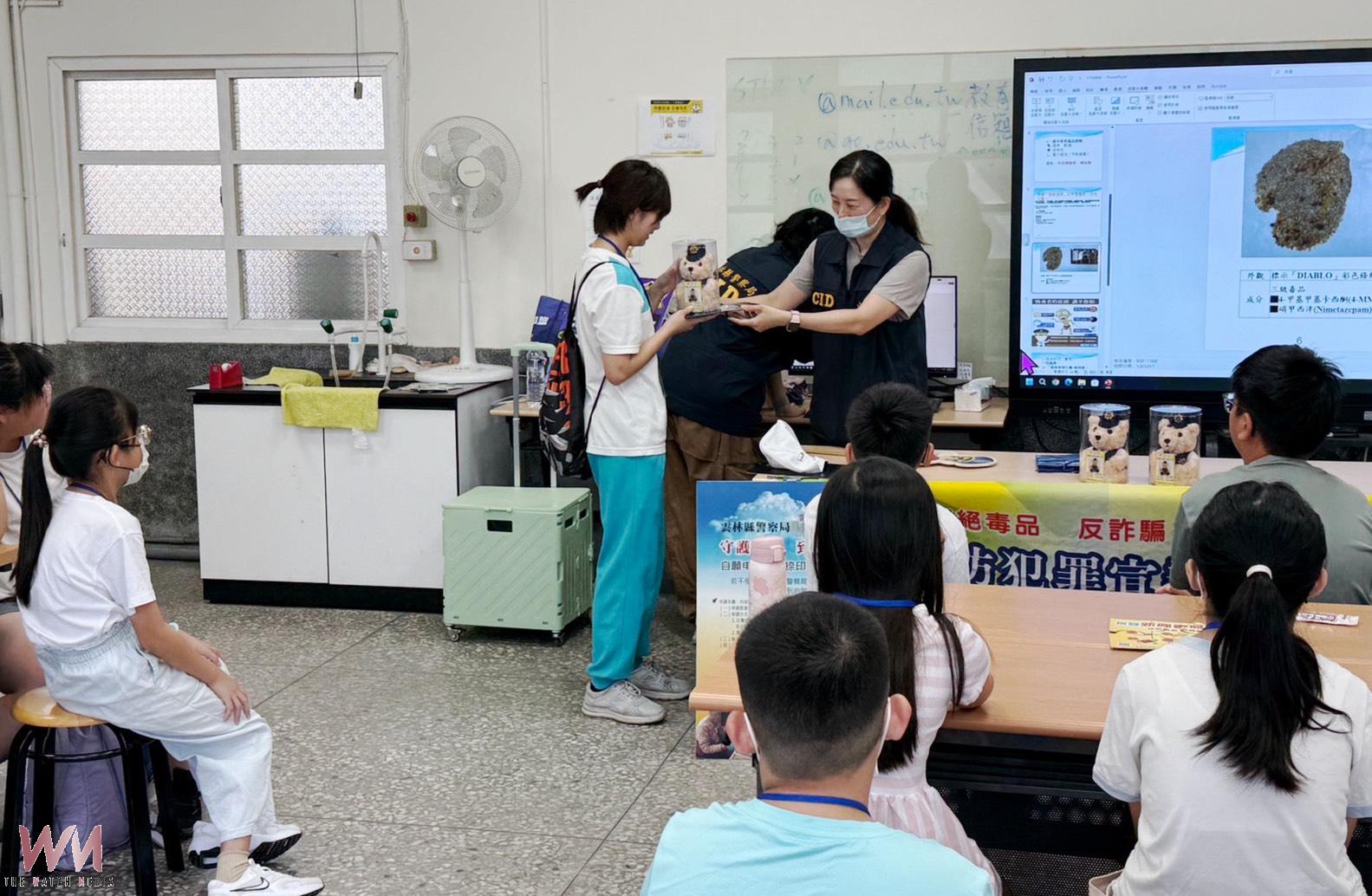 創意科學結合犯罪預防 北港警「青春專案」啟動 闖關遊戲挺兒少反毒、防詐 - https://www.watchmedia01.com