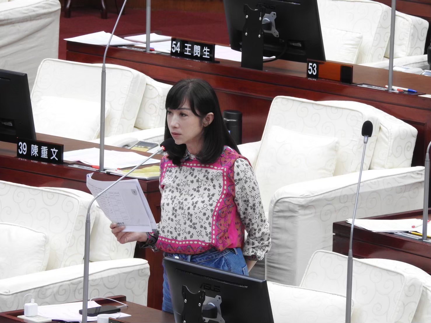 矢板明夫遭攻擊 許淑華:比暴力更值得警惕的是示範效應 256 矢板明夫遭攻擊 許淑華:比暴力更值得警惕的是示範效應 255
