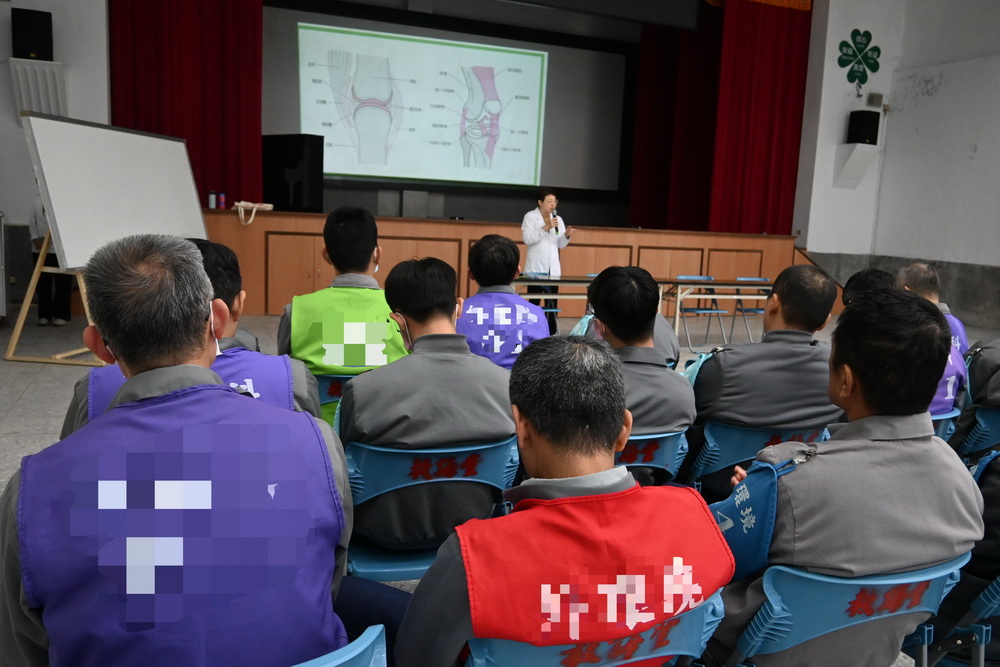 【樂齡收容人2-2】樂齡健康照護計畫兼顧職訓 建構青壯高齡收容人雙贏 212 【樂齡收容人2-2】樂齡健康照護計畫兼顧職訓 建構青壯高齡收容人雙贏 211