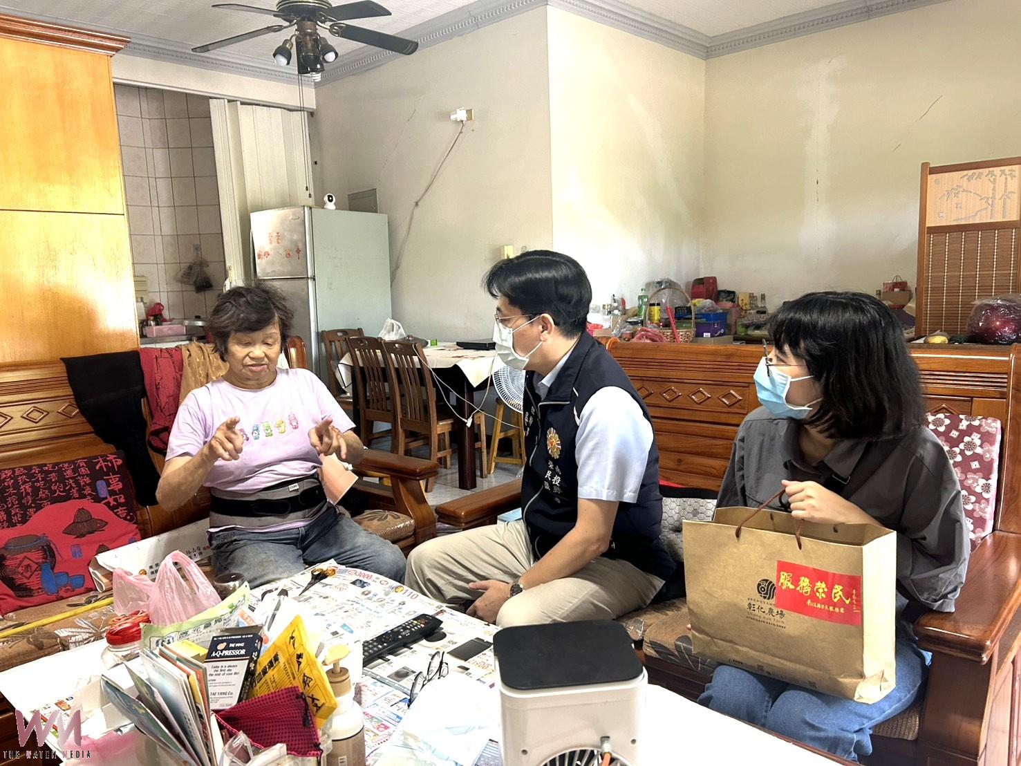 南投榮服處走訪基層關懷榮民眷貼心叮嚀防颱與居家安全 - https://www.watchmedia01.com