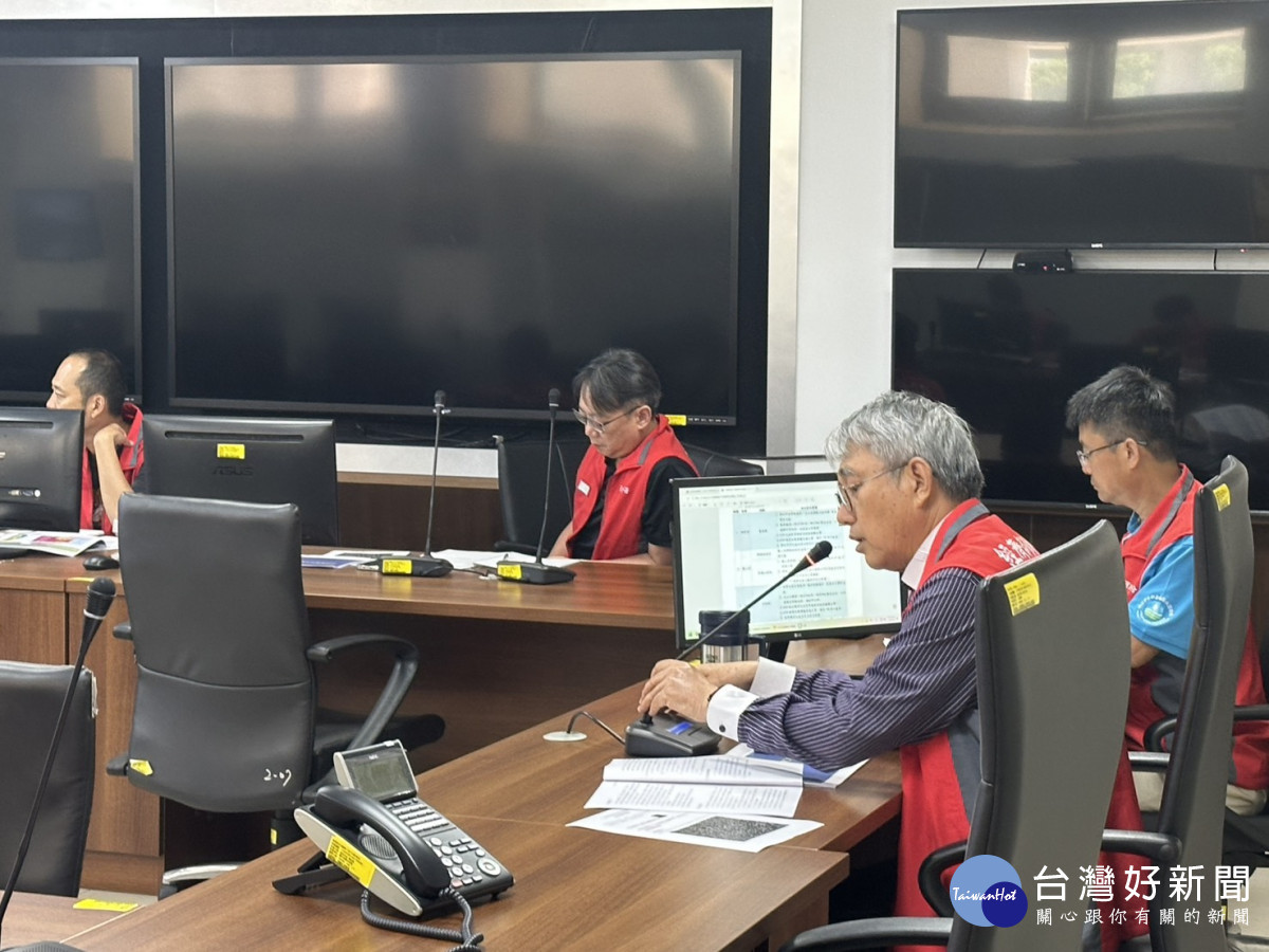 水利署長林元鵬再次主持巴威颱風防汛整備會議。
