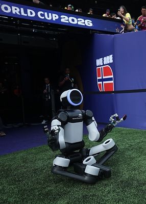 Hyundai Motor 在首次現場比賽環境機械人整合中,將 Atlas 人形機械人帶到 FIFA World Cup 2026™ Hyundai Motor 在首次現場比賽環境機械人整合中,將 Atlas 人形機械人帶到 FIFA World Cup 2026™