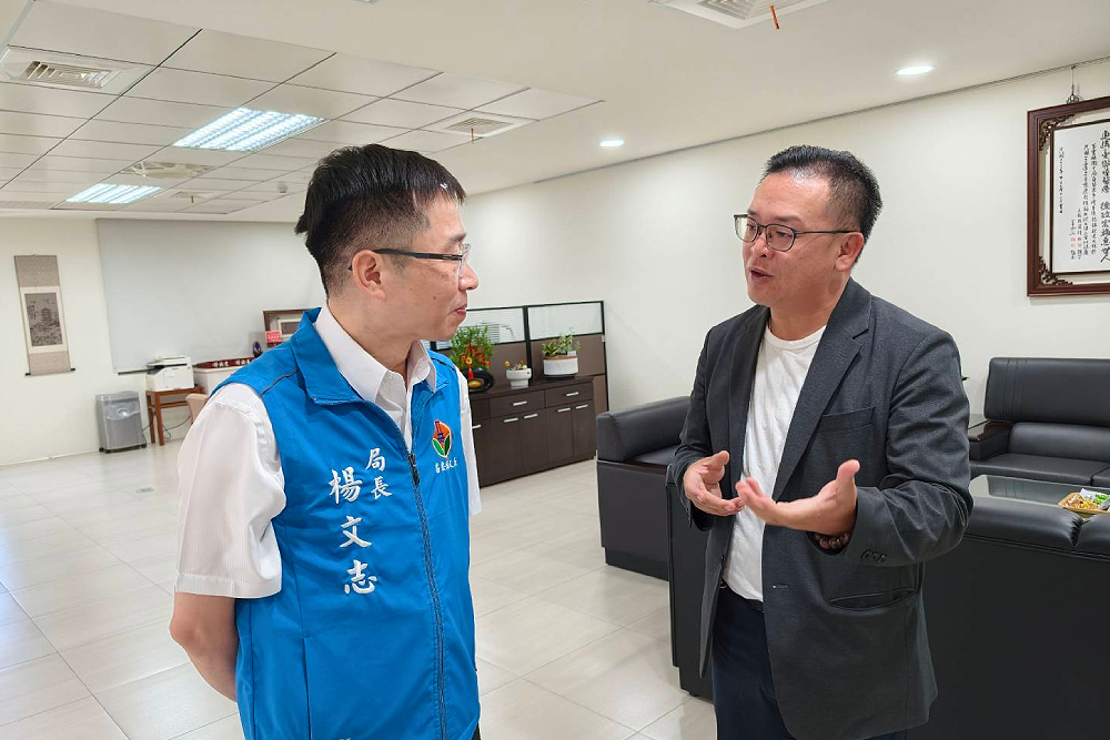徐功凡砲轟中央食安把關潰敗 若不做到2事將串連全台抗議總統府 264 徐功凡砲轟中央食安把關潰敗 若不做到2事將串連全台抗議總統府 263
