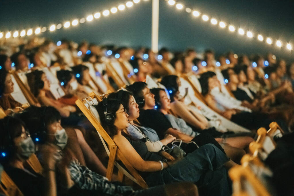 ▲《七夕星漩在馬祖》浪漫登場,北竿首推戶外電影之夜,邀民眾把電影票換成一張飛往北竿的機票。