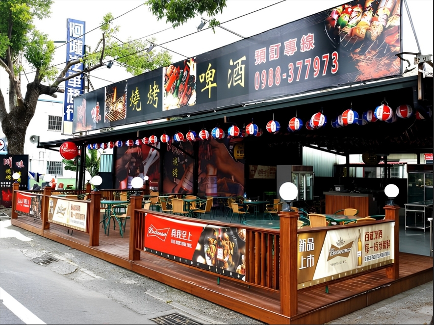 啤酒與飲料選項多元,搭配串燒、烤蚵與燒烤套餐,滿足雲林晚餐宵夜、朋友小酌與各式用餐需求(圖/Medick Marketing Ltd.提供)
