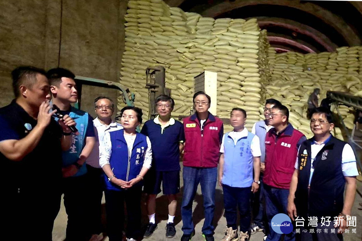 因應巴威颱風來襲，桃園市長張善政視察蔬菜防颱整備與公糧收購作業。<br /><br /> 