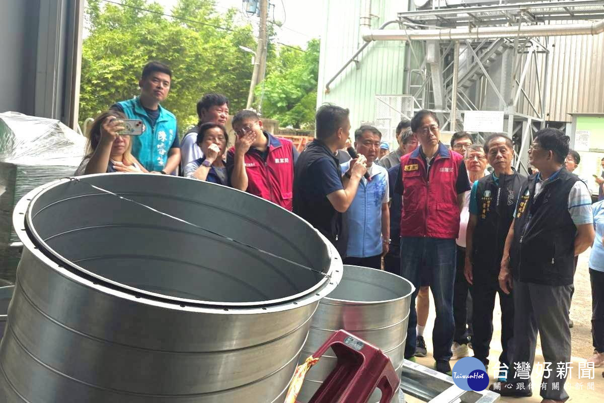 因應巴威颱風來襲，桃園市長張善政視察蔬菜防颱整備與公糧收購作業。<br /><br /> 