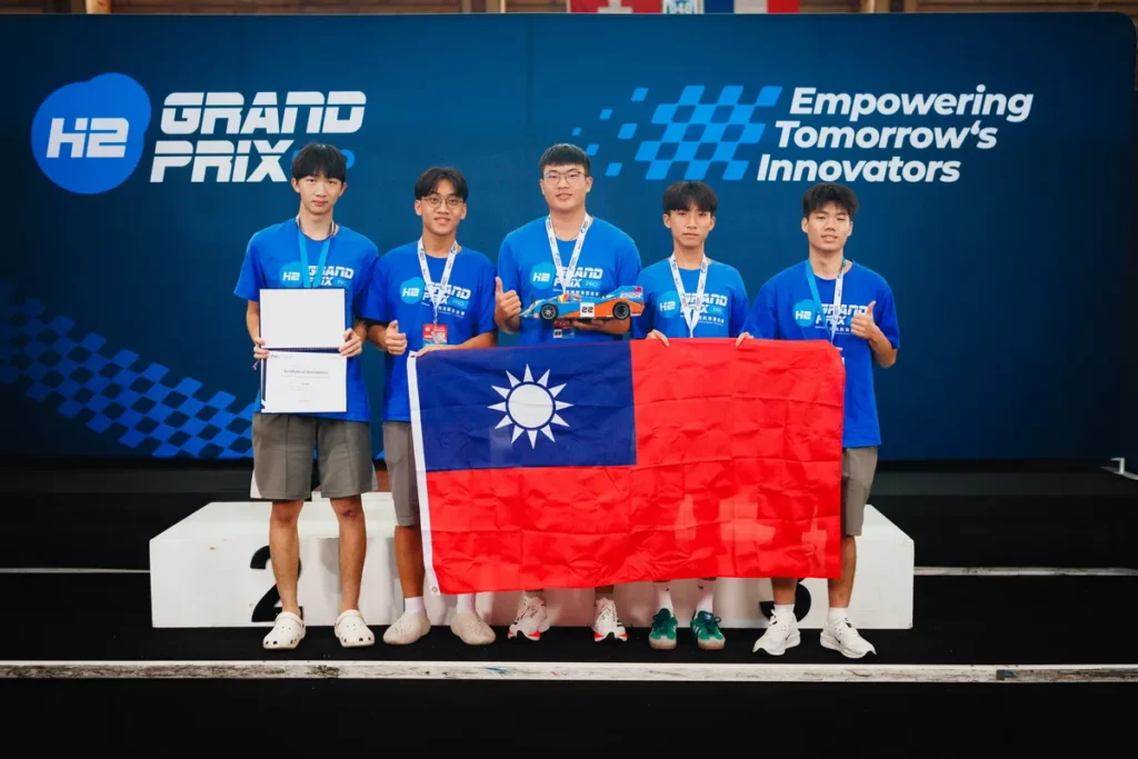 中正高工在Modified Senior級別中以545圈取得第七的成績