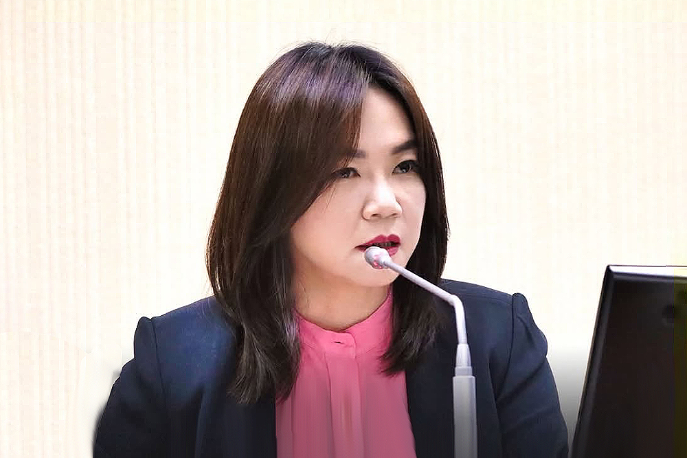 馬文君指行政院應負毒油政治責任　桌榮泰擬修《食安法》重建4防線 249