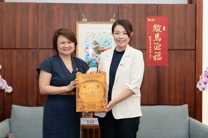 新加坡駐台代表符秀麗首訪竹市府 高虹安市長:攜手深化科技與城市治理交流