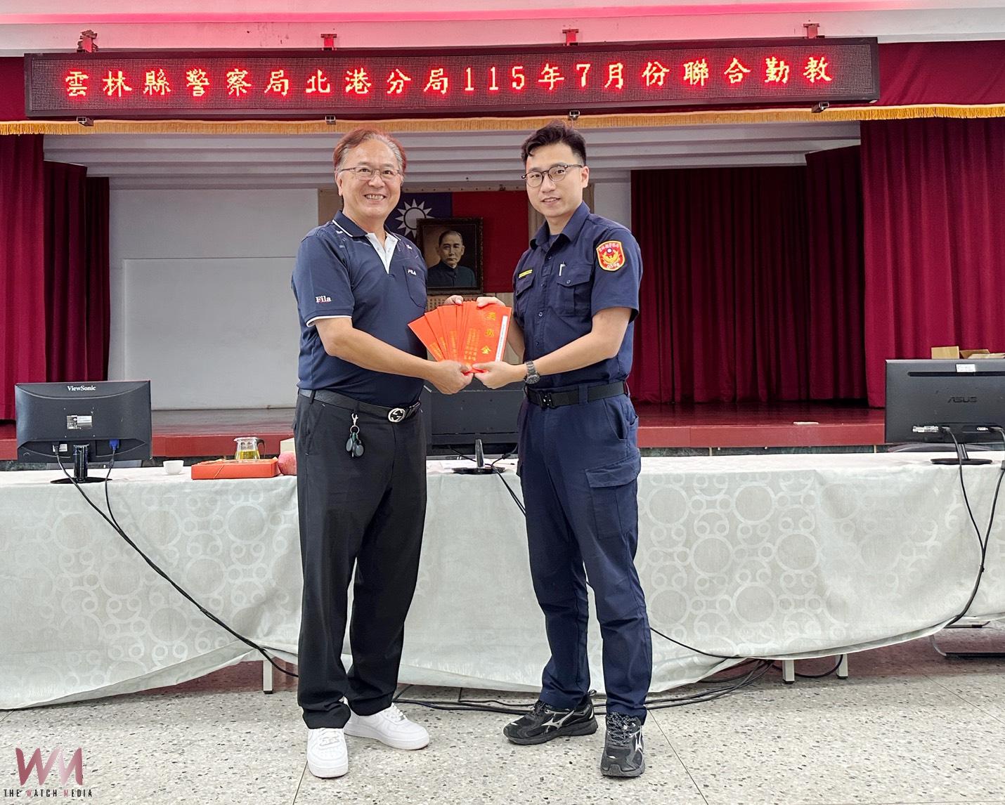 深耕警界38載 北港分局歡送許仟鴻所長榮退 場面溫馨感人 - https://www.watchmedia01.com