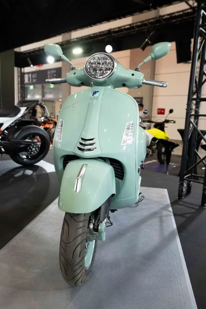 Vespa GTS 80 周年特仕版傳承經典與旗艦科技