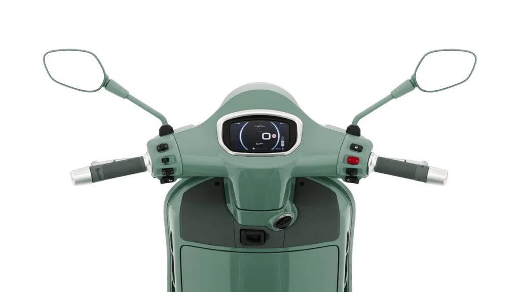 Vespa GTS 80 周年特仕版配備 4.3 吋 TFT 全彩液晶儀表板