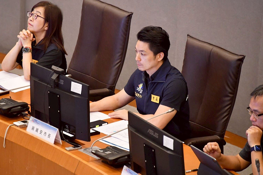 【有影】巴威颱風觸陸致北台灣豪雨　蔣萬安再呼籲做好防災工作 201