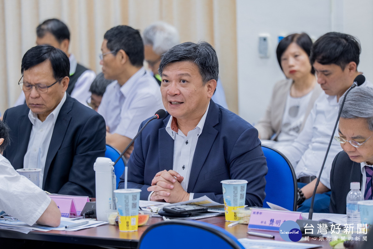 桃園市長張善政出席「立法院經濟委員會考察」,爭取桃園電力建設與算力中心設置。<br /><br />